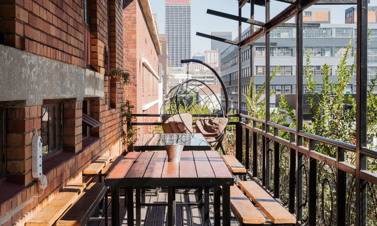 Downtown Johannesburg Hostel | CURIOCITY Johannesburg - Hostel