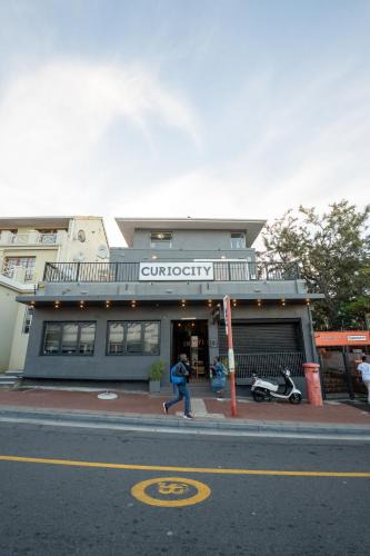 Cape Town City Centre Hostel | CURIOCITY Kloof Street