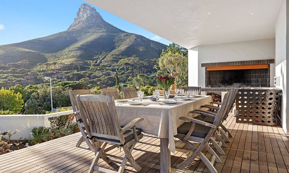 Camps Bay House | Dal Villa 8 - Five Bedroom House, Sleeps 10