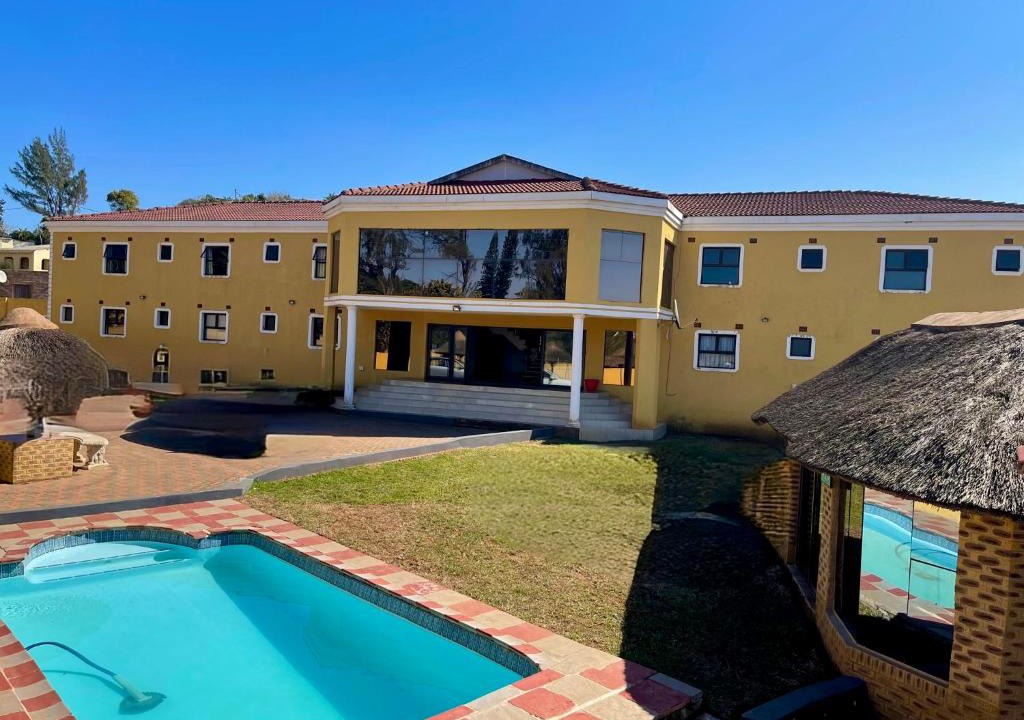 Umzumbe Bed & Breakfast | Dazela Guest House