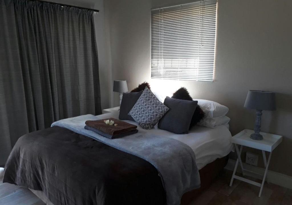 Clarens Apartment | de Klerens Gems : Emerald Self Catering Unit