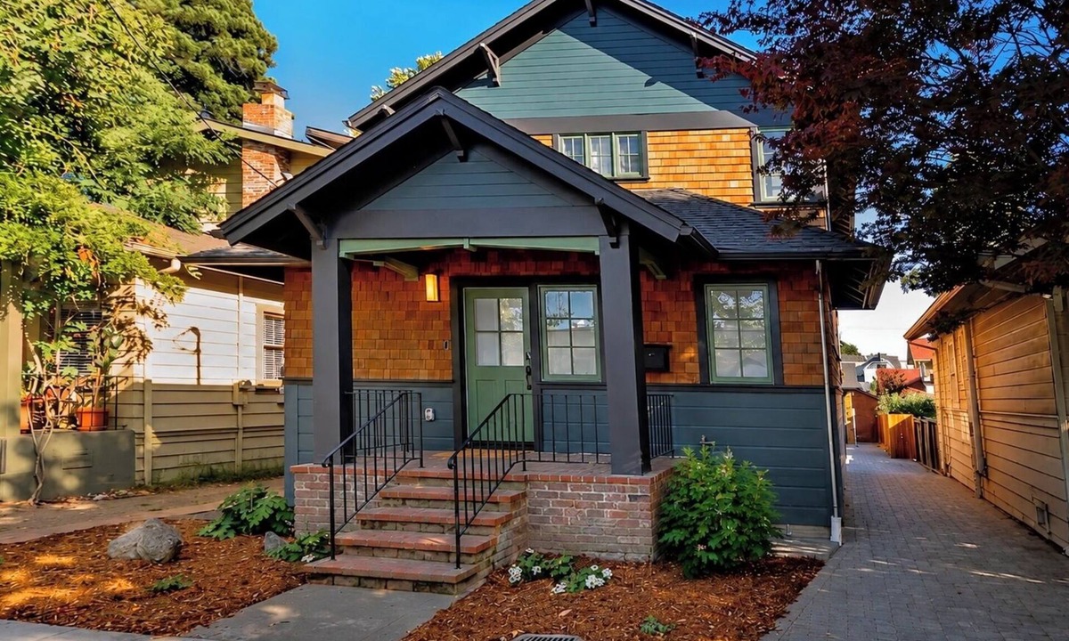 Rockridge House | Designer Rockridge Retreat Near UC Berkeley