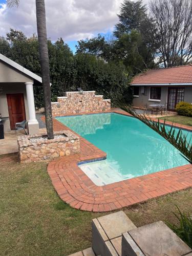 Durban Central Business District Villa | Dlodlongwana properties
