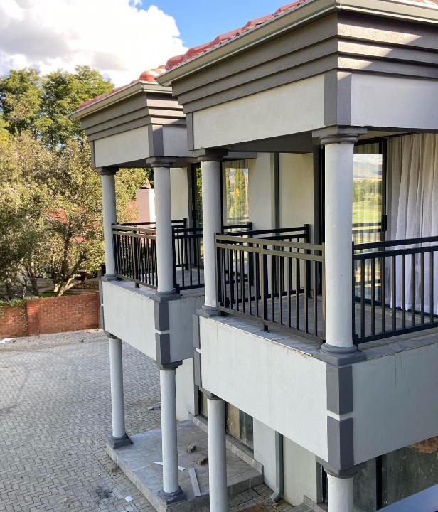 Clarens House | DM-DMZ@ Clarens Guesthouse