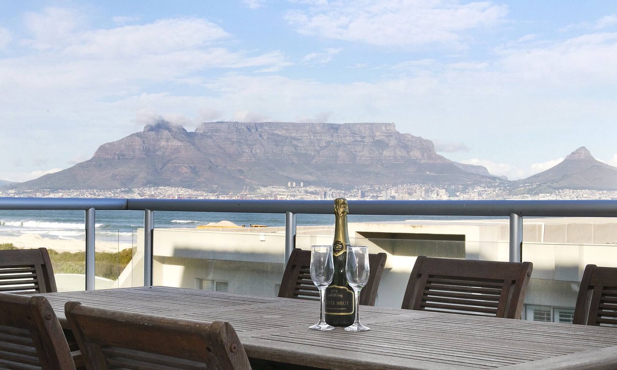 Milnerton Apartment | Dolphin Beach C111 Self-Catering Beachfront APT with Inverter by HMH