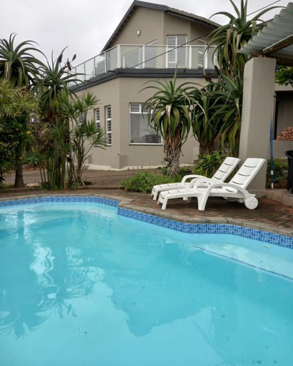 Port Shepstone House | Dolphin Den