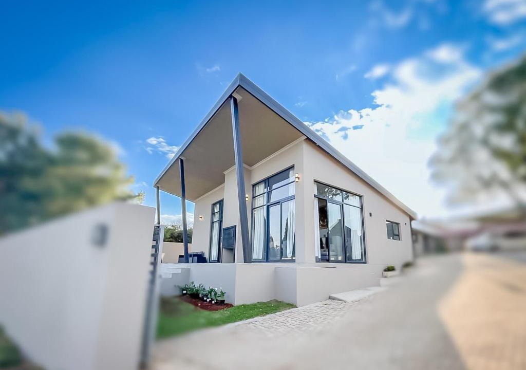 Dullstroom Villa | Dorpshuis