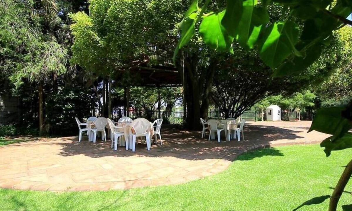 Kempton Park Bed & Breakfast | Doves Nest Guest House-45 rooms-Bed and Breakfast