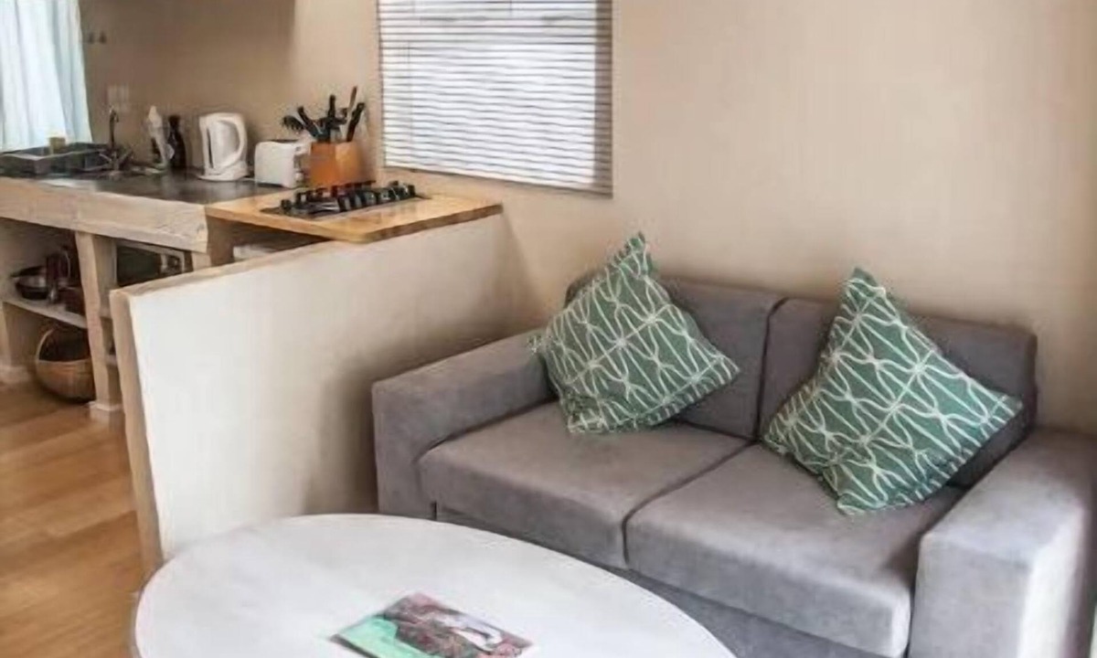 Kommetjie House | Dreamtime- 60m around the corner from the beach