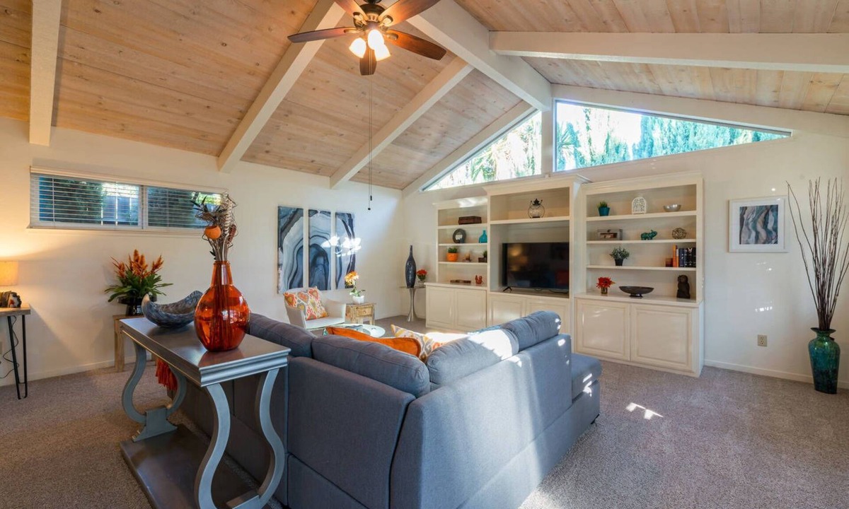West San Jose House | DU: 5bd in Prime Cupertino Near Apple and Silicon Valley