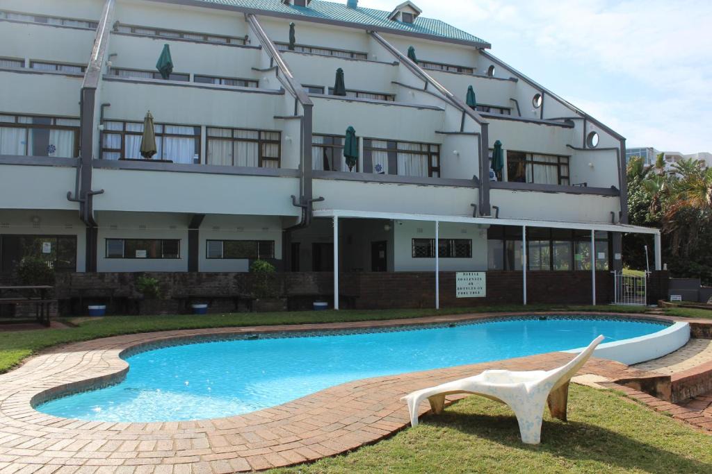 Manaba Beach Apartment | Dumela Margate Flat No 4