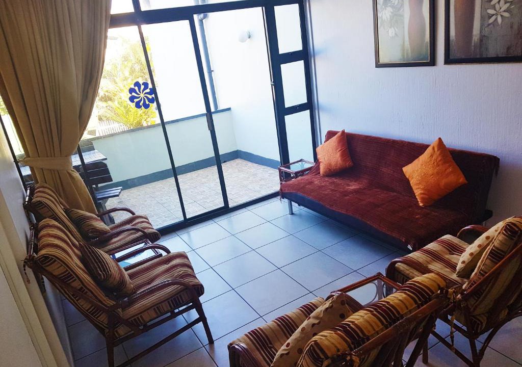 Manaba Beach Apartment | Dumela Margate Flat No 8