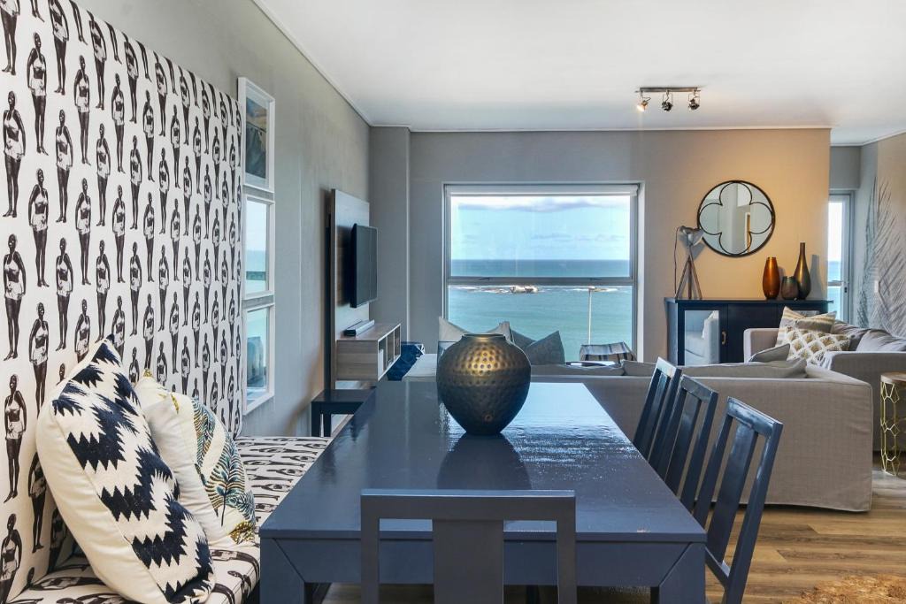 Clifton Apartment | Dunmore Breeze