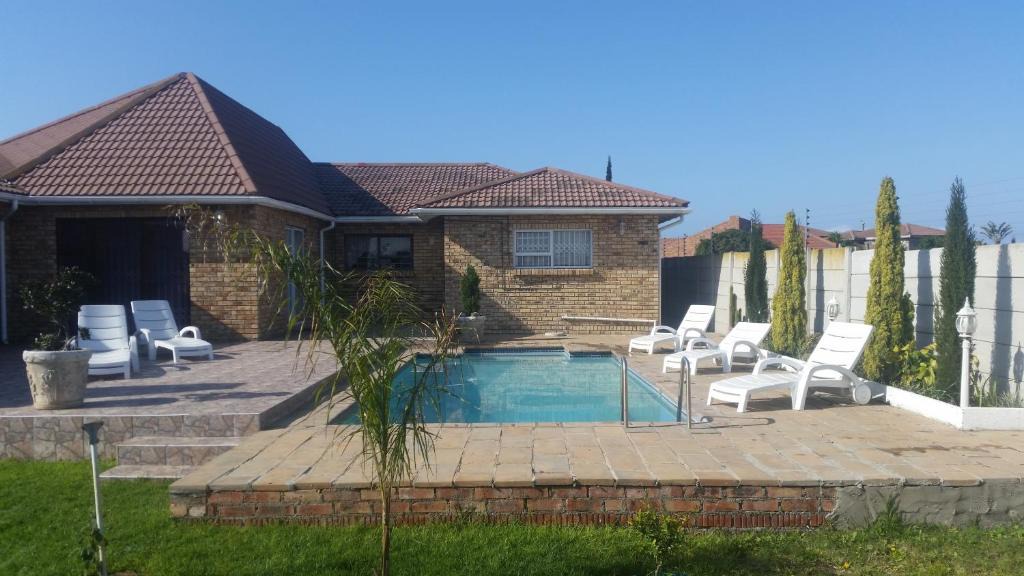 Bluewater Bay House | Ebenezer Guesthouse Bluewater Bay