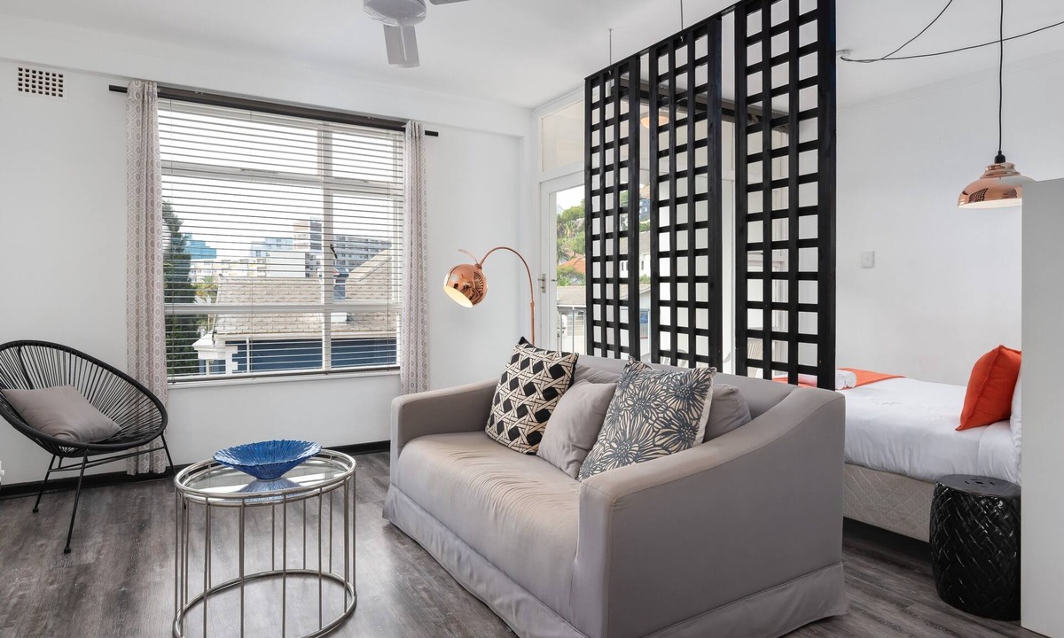 Green Point Apartment | Eclectic Studio - Walk to Green Point's Best Cafes