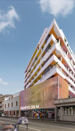 Three Anchor Bay Apartment | EIGHTY2 ON M - Fluent Serviced Apartments