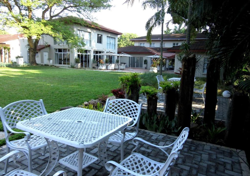 UPhongolo House | Elegant Lodge & Conference Center