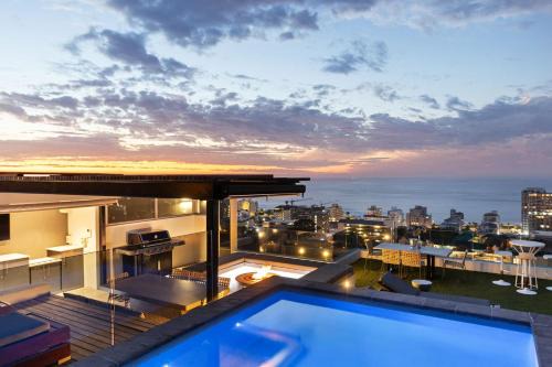 Three Anchor Bay Apartment | Elements on Battery by Host Agents
