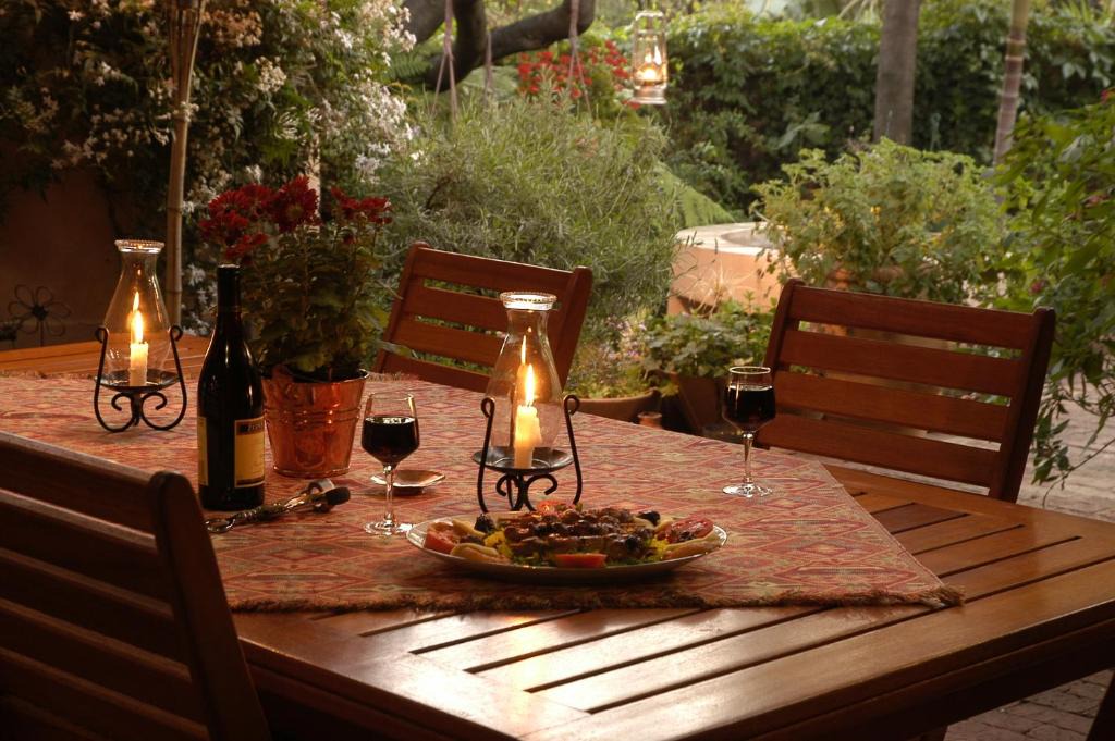 Faerie Glen Bed & Breakfast | Elonda B&B
