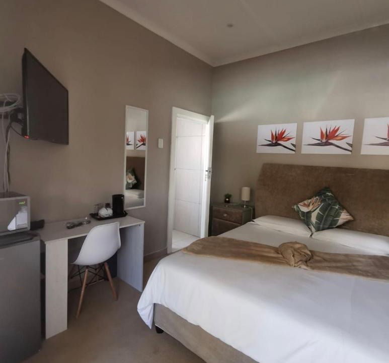 Komani House | Emerald Boutique Guesthouse