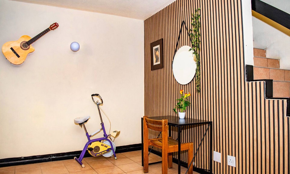 Windsor Apartment | Entire Apartment, lovely spacious 3 bedroom apartment