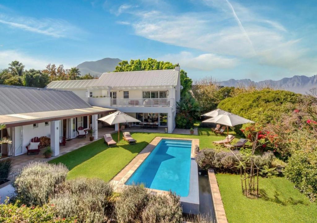 Somerset West Bed & Breakfast | Explorer Guesthouse