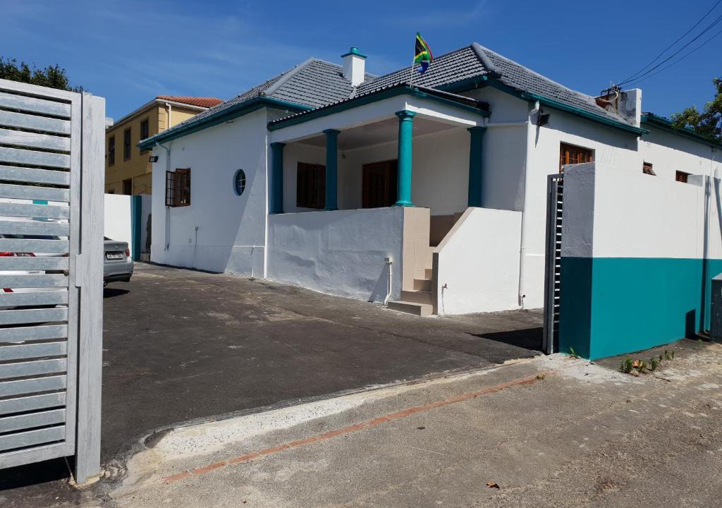 Mowbray House | Fama Lodge Single Rooms