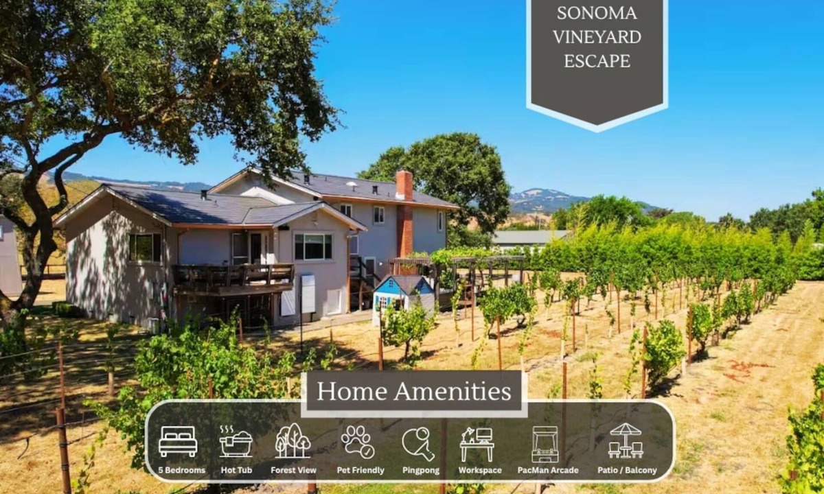 Sonoma House | Family Fun w/Spa by Standout Stays