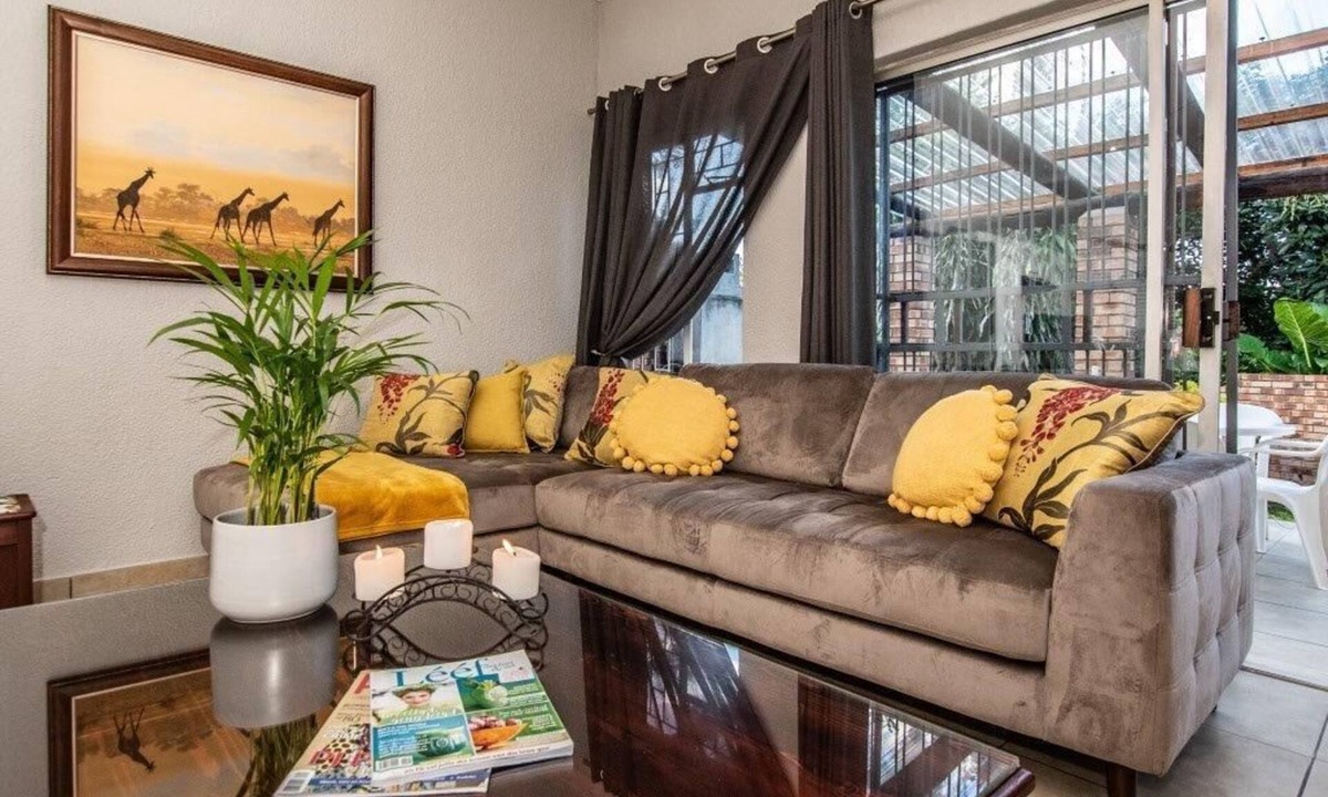 Nelspruit House | Family Home close to KrugerPark. Peacefull, safe and comfortable