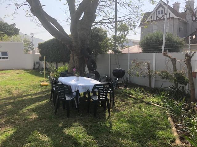 Rondebosch House | Family Rondebosch home to rent