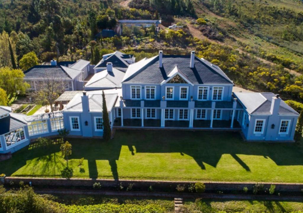Worcester Apartment | Faraway Estate