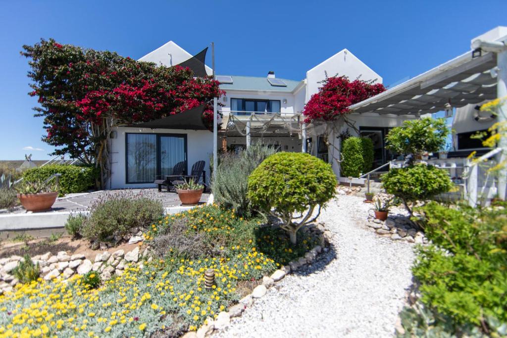 Paternoster House | Farr Out Guest House