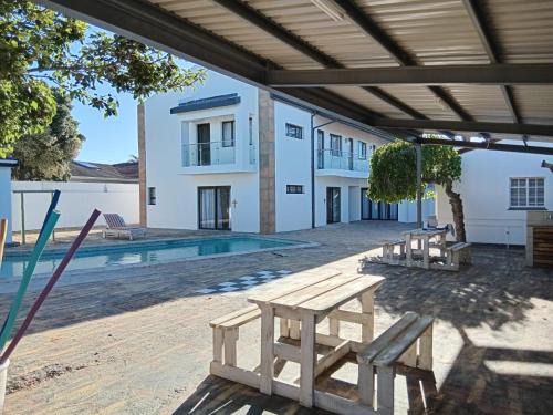 Summerstrand House | Foundation Stones Lodge Summerstrand