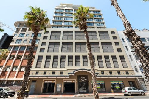 Cape Town City Centre Apartment | Four Seasons Apartments