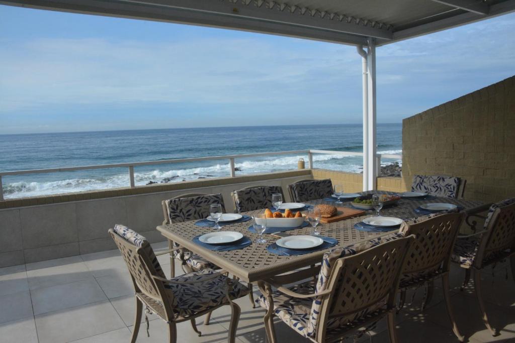 Ballito Apartment | Frinton on Sea 7