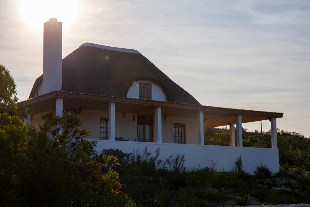 Still Bay House | Fynbos House at Kransfontein Estate