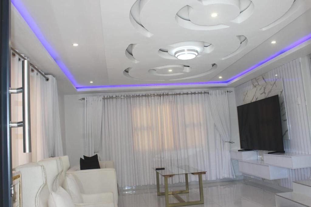 Tzaneen Cabin | GEORGE B BOUTIQUE LODGE Executive Suite