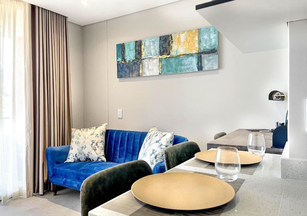Windermere Apartment | Glorystar 2Six2 Florida Road