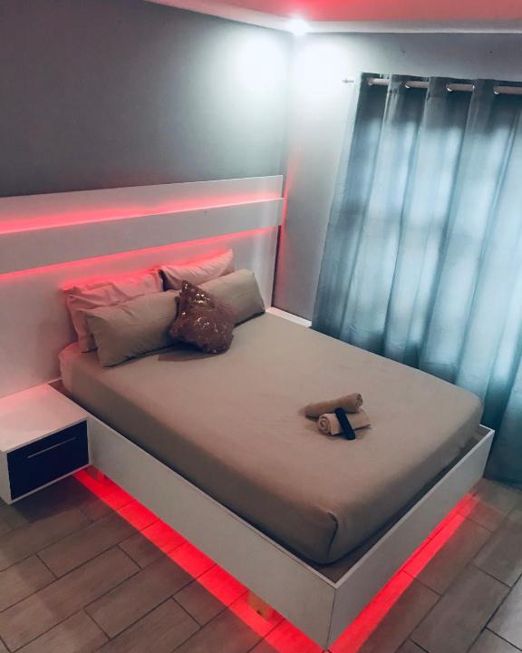 Sebokeng House | Golden Highway Guesthouse Express- Sebokeng