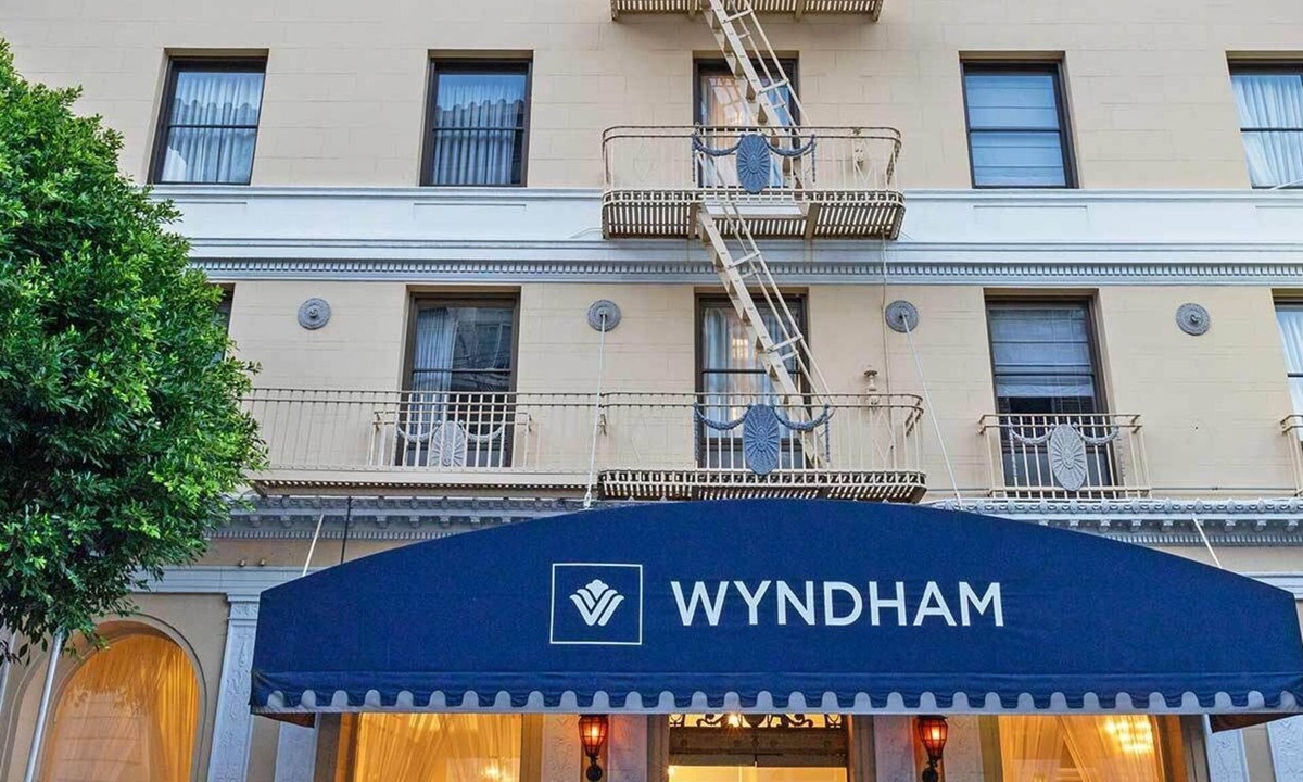 Theater District Resort | Great location for super bowl! near Union Square and Wharf !