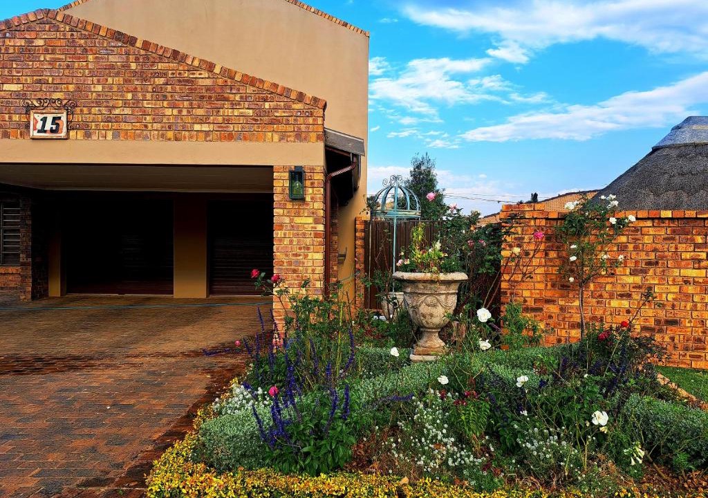 Boksburg Apartment | Greenhouse