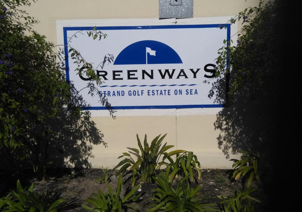 Strand Apartment | Greenways Golf Estate on Sea-Golf Beach