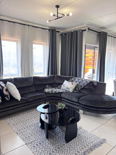 White River Apartment | Grey Heaven Retreat
