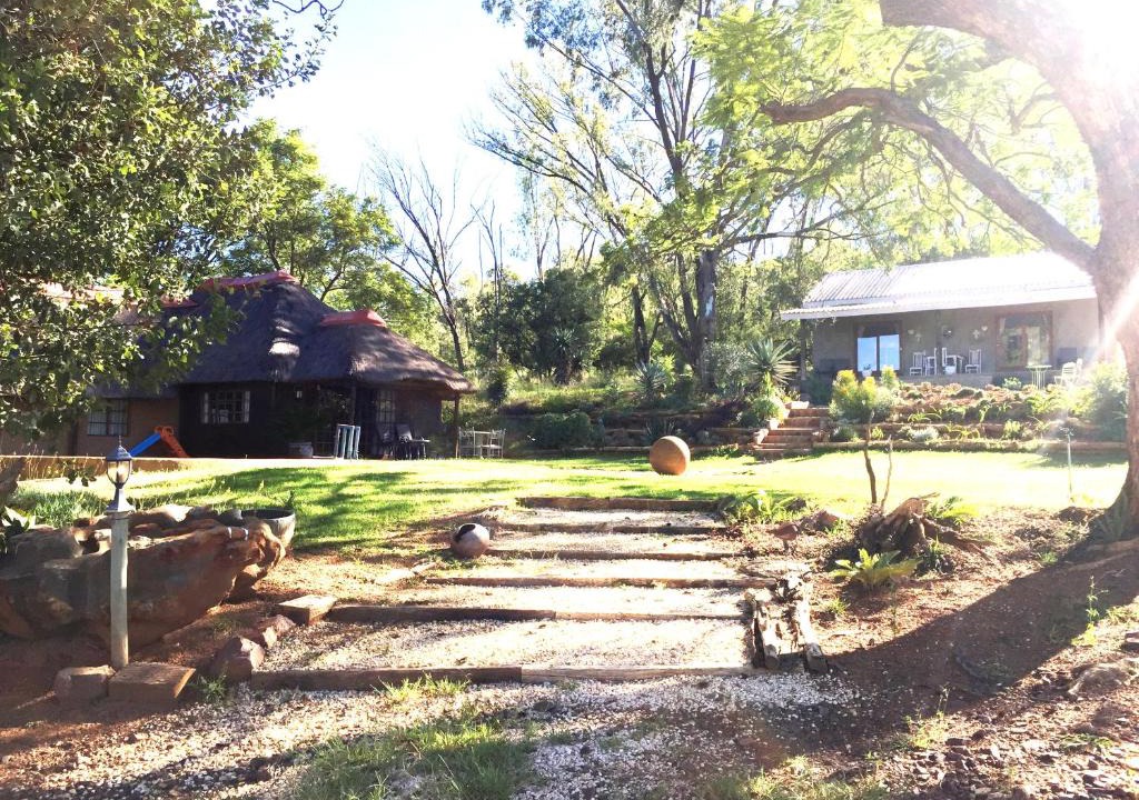 Swartruggens Bed & Breakfast | Hadida Guesthouse