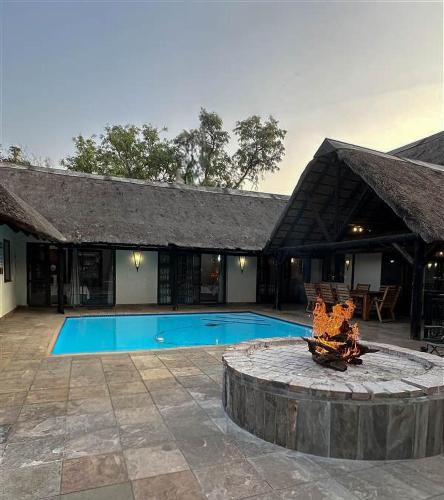 Hammanskraal Cabin | Halali Wilderness Private Game Ranch