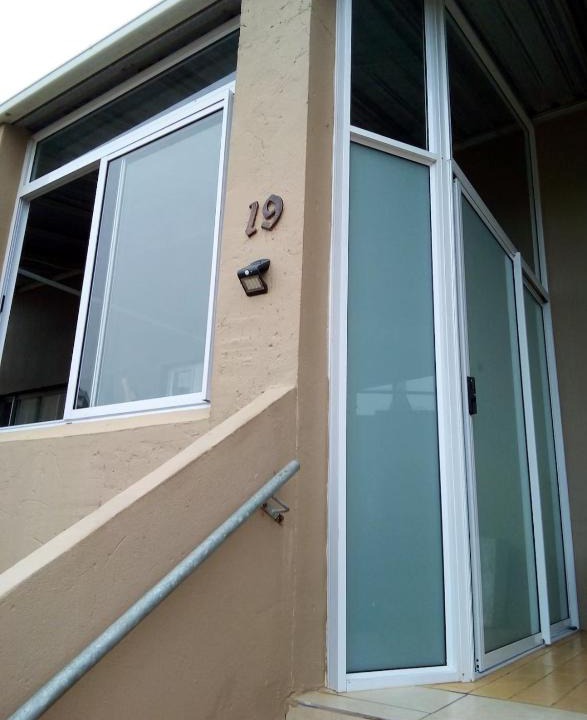 Jeffreys Bay Apartment | Heart to Heart