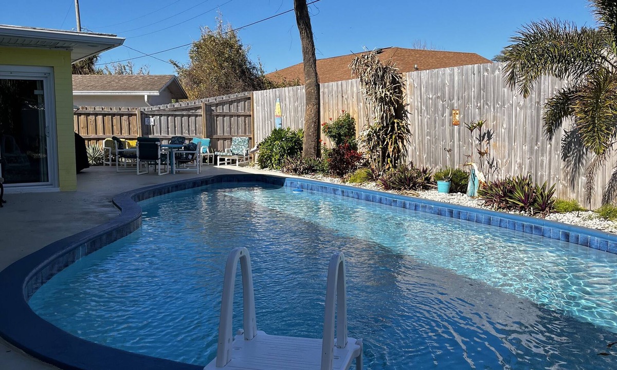 Ortona Park House | Heated pool, large home across from the beach. Lots of amenities included.