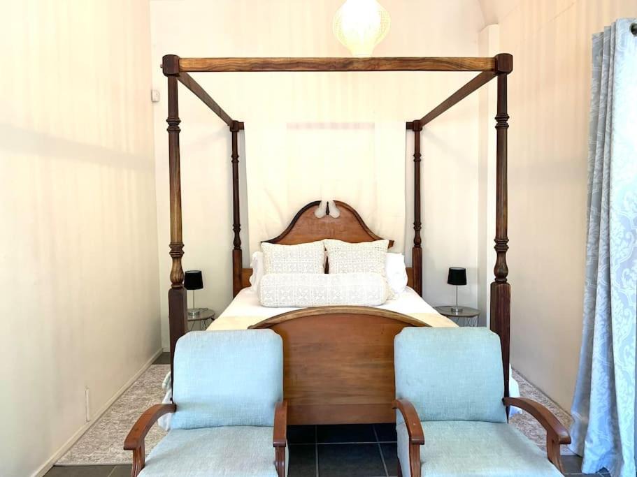 Hermanus Apartment | Hermanus 2 bed (Incl King bed) - Walk to the sea!