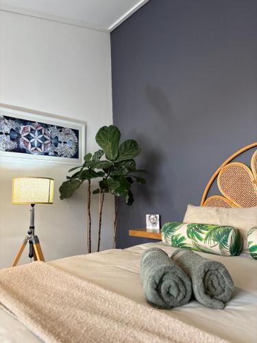 Kareeberg Apartment | Hermanus Waterfront Boho Studio Apartment, Whale Coast Hideaway