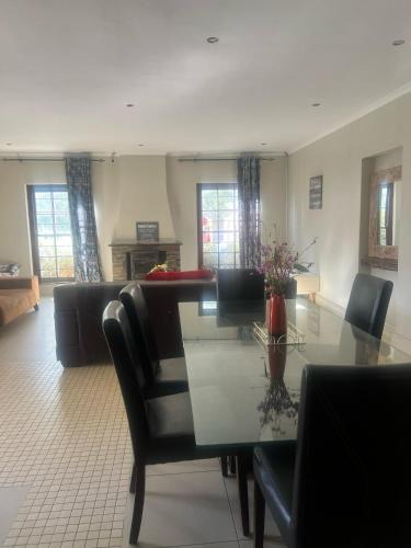 Plumstead House | Hidden weaver